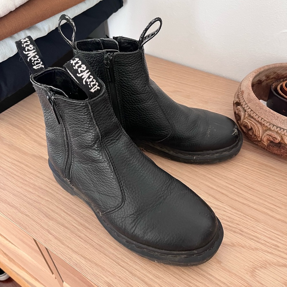 Dr. Marten Zip Up Chelsea Boot sz8